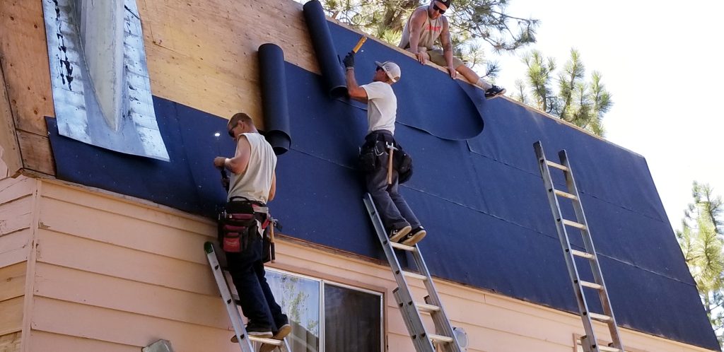 Local Siding and Roofing Team in North Aurora