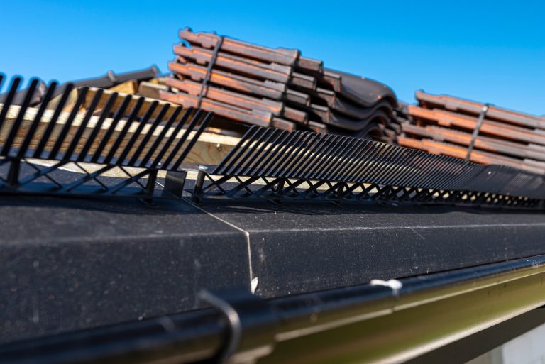 Roofing and gutter team in North Aurora