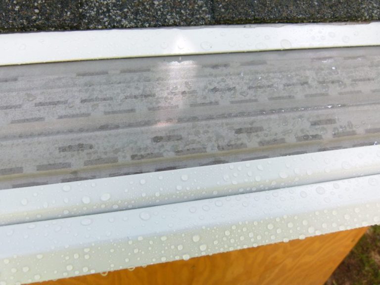 Copper gutter mesh for gutter protection